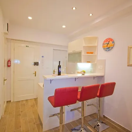 Apartamento 3m Peristil Split