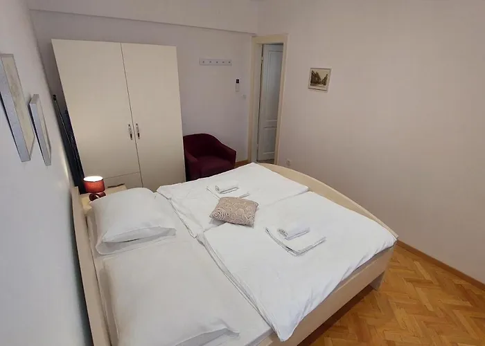 3m Peristil *