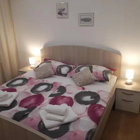 Apartamento 3m Peristil
