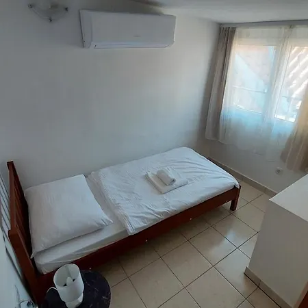 3m Peristil 公寓 *