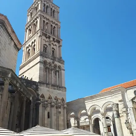 3m Peristil 公寓 *