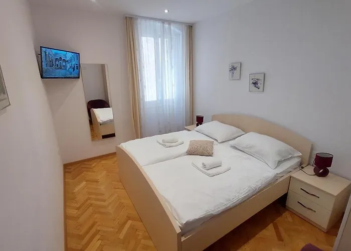 3m Peristil Apartament