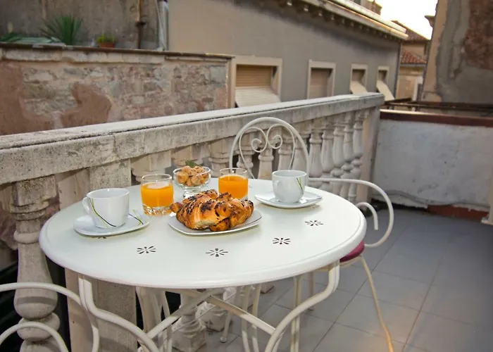 3m Peristil דירה